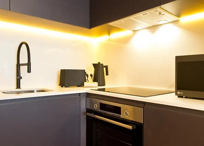 - Boavista Casa Da Musica- Art Gallery Iii アパート ポルト